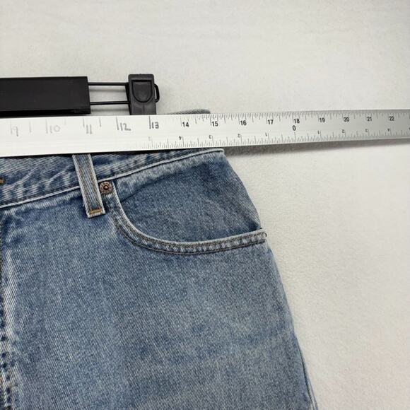 Vintage Levis Jeans Women's 12 Fits 30x33 Relaxed Tapered 550 Light Wash y2k - Picture 4 of 13